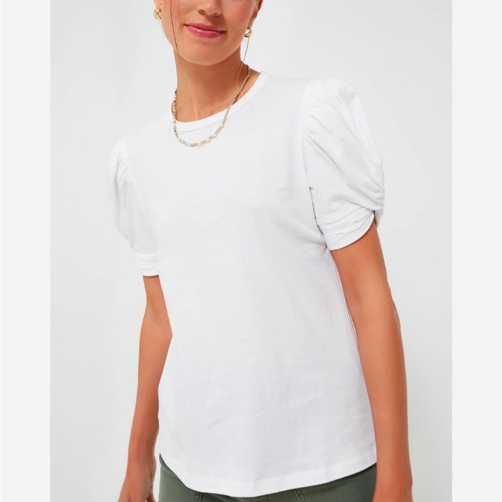 Tuckernuck POMANDER PLACE White Top Vesty Puff Short Sleeve Crewneck Shirt Sz S